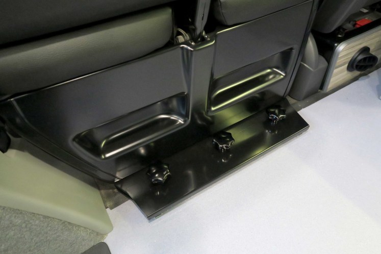 Double swivel — VW T5/T6 - Image 3