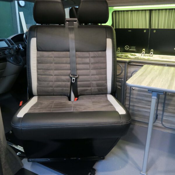 Double swivel — VW T5/T6